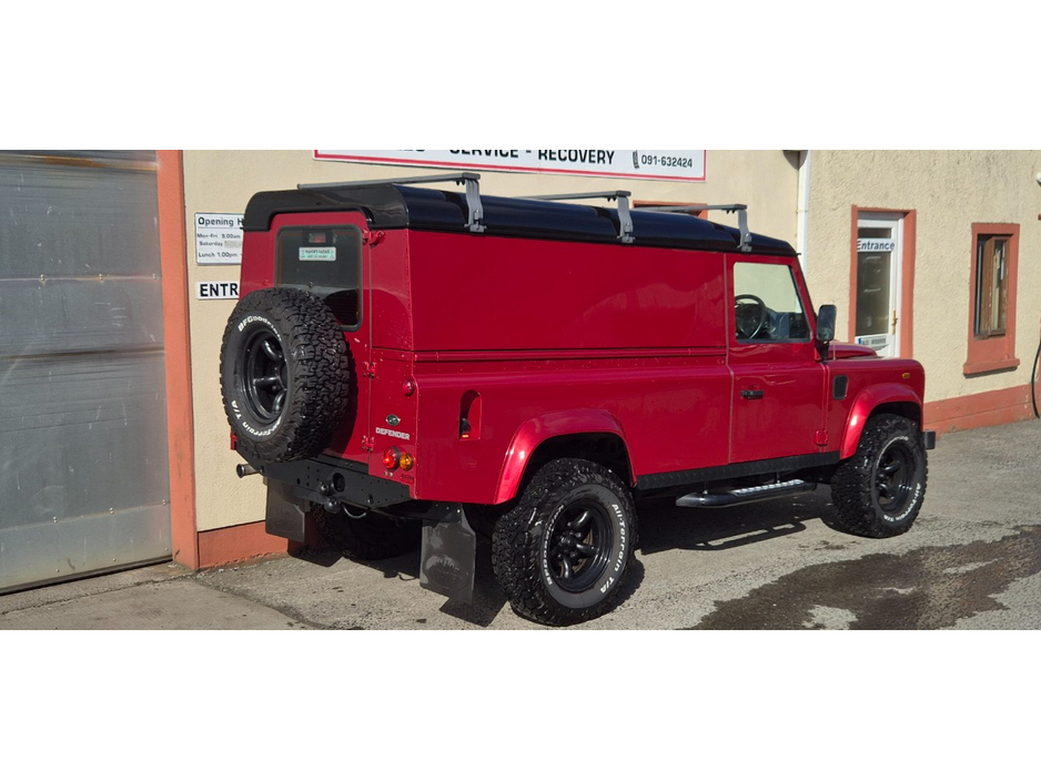 2014 Land Rover Defender 2.2L Diesel For Sale Images
