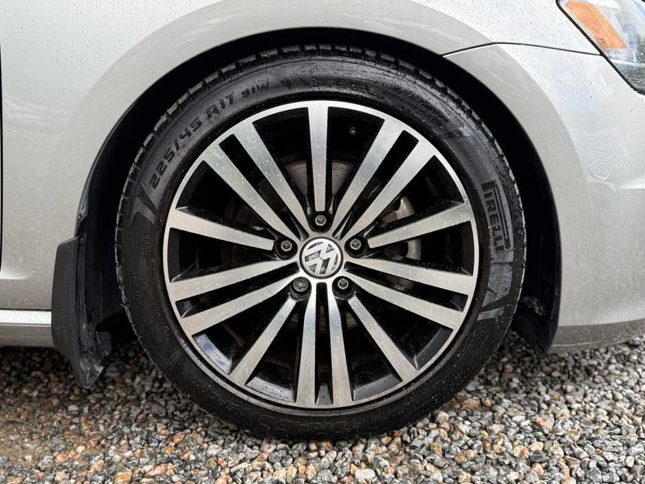 2013 Volkswagen Golf 1.4L Petrol For Sale Images