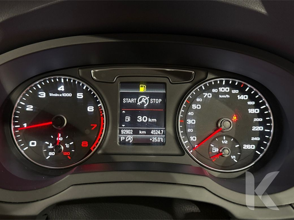 Audi Q3 1.4TFSI SPORT - FACTORY ALLOYS - SPORT SEATS - REAR CAMERA - MULTI FUNCTION STEERING WHEEL - — thumbnail 20