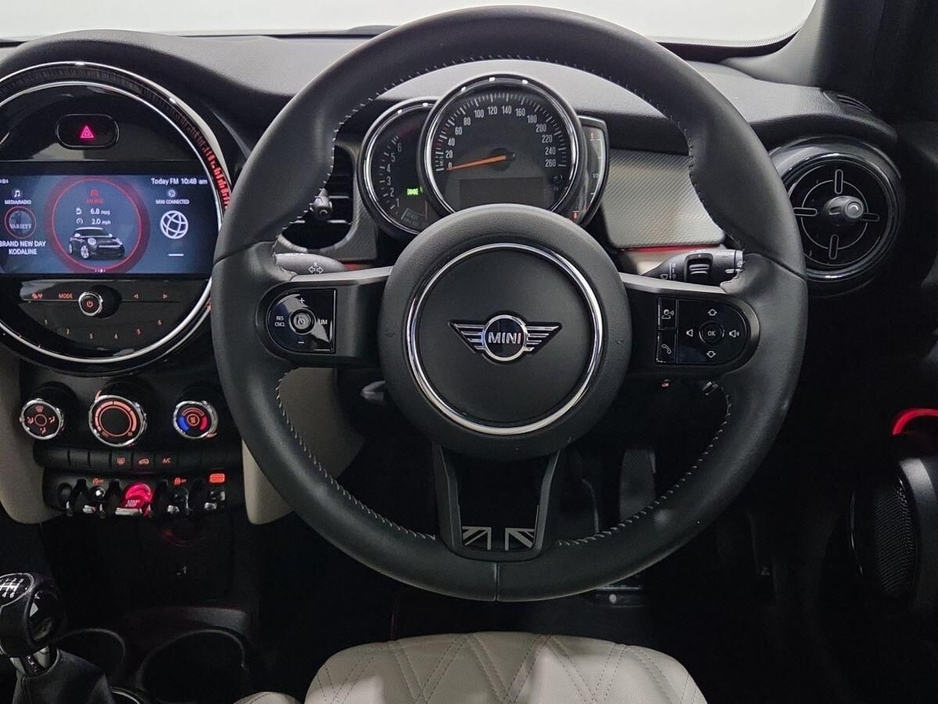 2022 MINI Hatch 1.5L Petrol For Sale Images