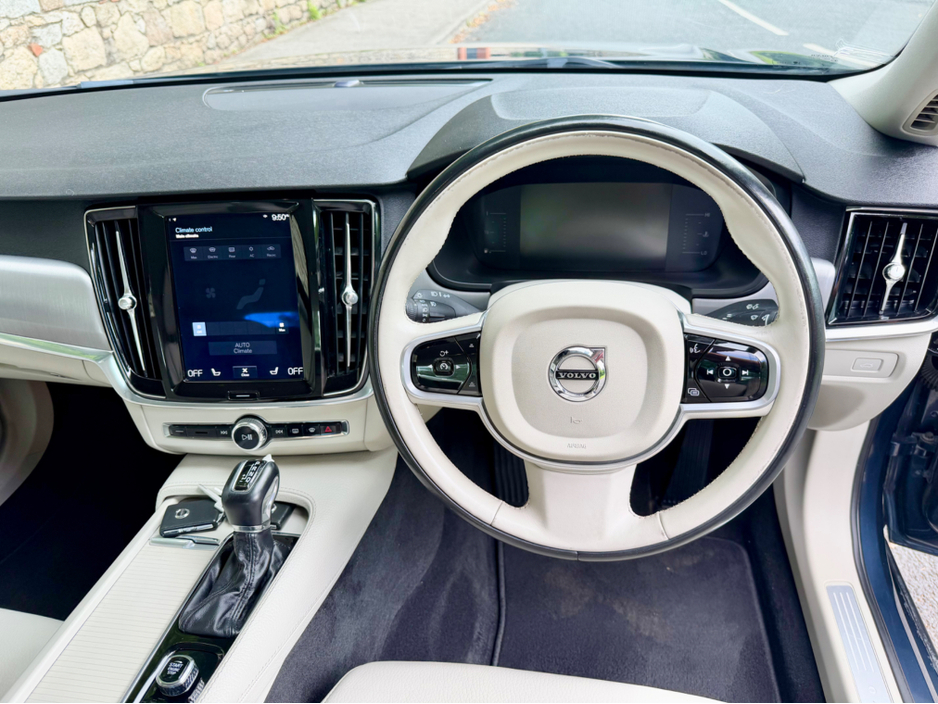 2019 Volvo S90 2L Diesel For Sale Images