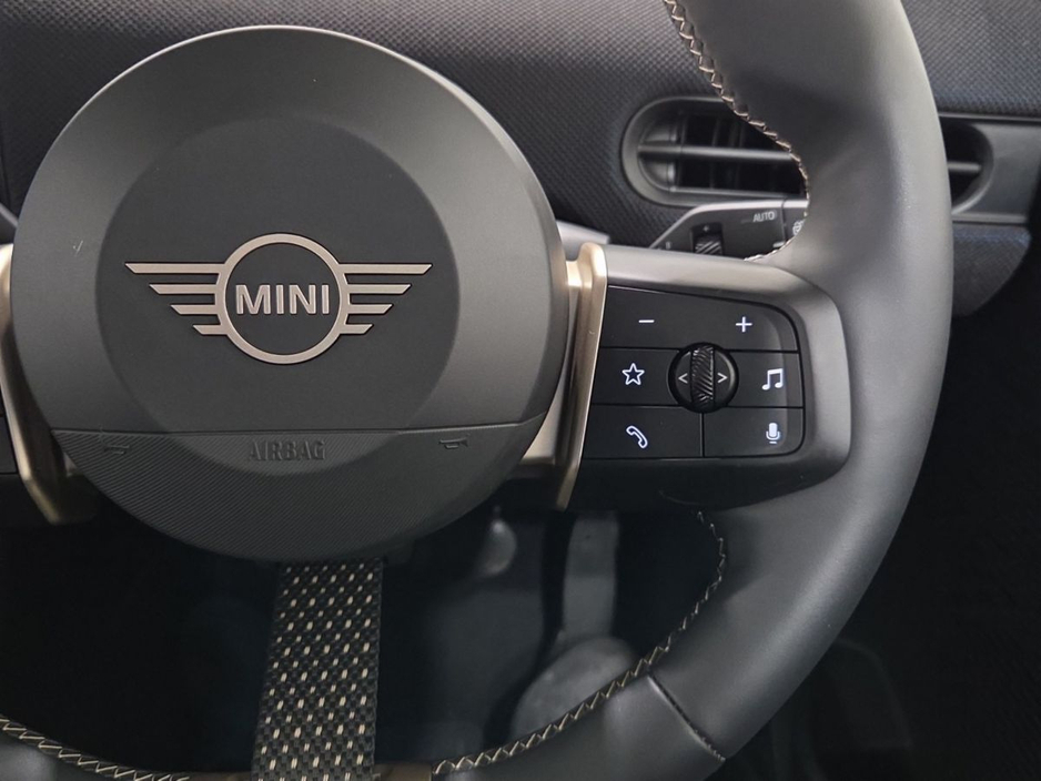 2024 MINI Hatch 1.5L Petrol For Sale Images