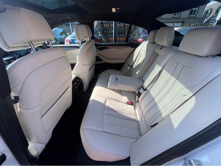 2018 BMW 5 Series 2.0L Hybrid For Sale Images
