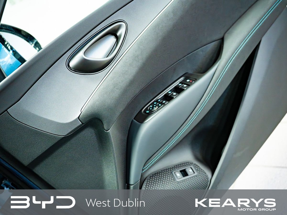 BYD Seal 6 Seal 6 Saloon DM-I Boost - BEST PRICE — thumbnail 38