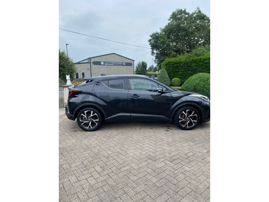 2020 Toyota C-HR 1.8L Petrol Hybrid For Sale Images