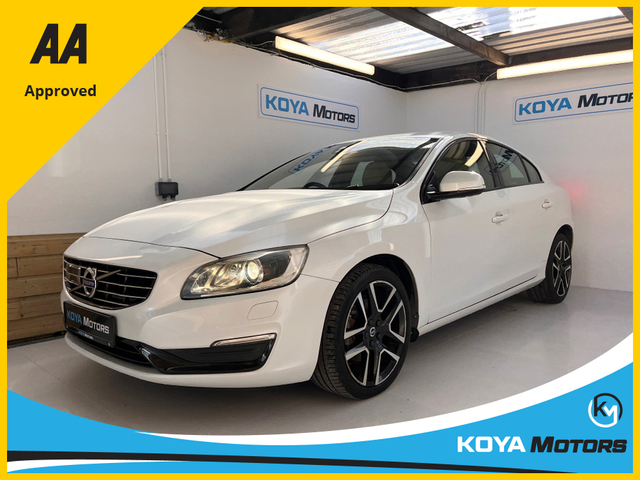 2016 VOLVO S60 2.0 D4 SE LUXURY PLUS DIESEL AUTOMATIC // TINY KMS // MASSIVE SPEC // FULL HEATED LEATHER // REVERSING CAMERA // CRUISE CONTROL // LANE ASSIST // COLLISION WARNING SYSTEM // UPGRADED SPORT ALLOYS