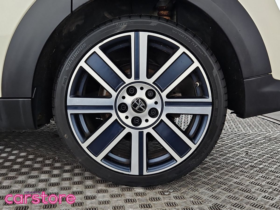 MINI Hatch Cooper Exclusive Pan Roof — thumbnail 14