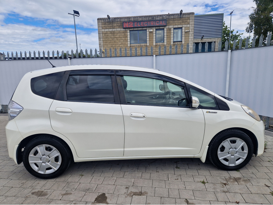 Honda Fit 1.3 PETROL HYBRID AUTO — thumbnail 13
