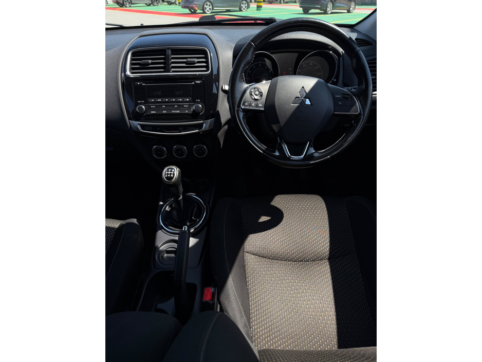 Mitsubishi ASX 1.6 Petrol 2WD 5MT Instyle — thumbnail 11