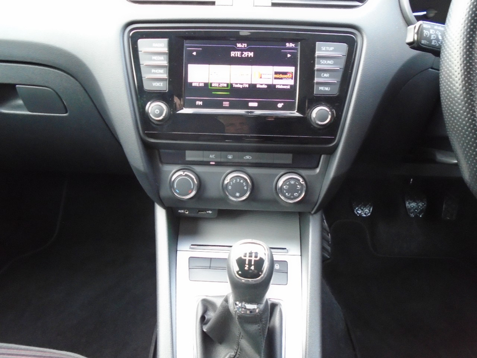 2017 Skoda Octavia 1.6L Diesel For Sale Images