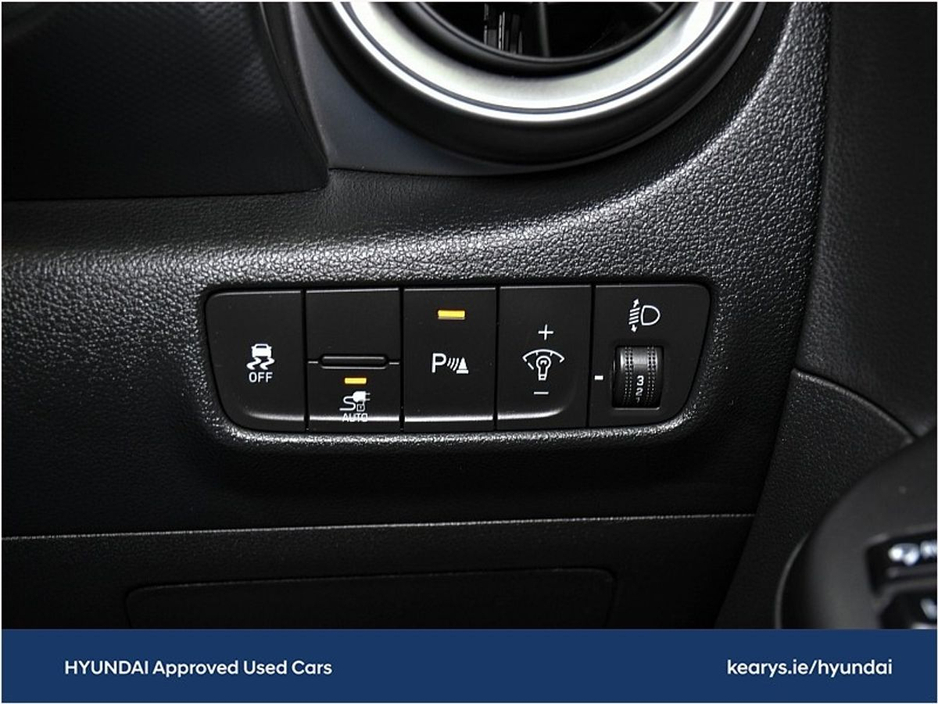 Hyundai Kona EV Premium 204 PMSM 64KWH — thumbnail 15