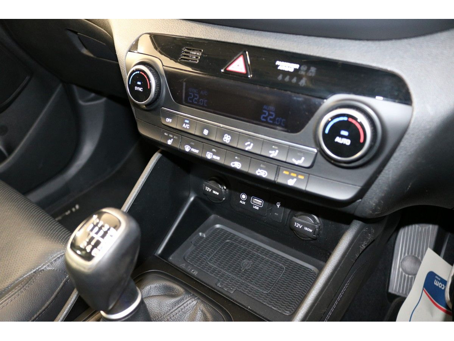 Hyundai Tucson Executive PLus 1.6L Diesel SUV - Apply For Finance Online Now - — thumbnail 12