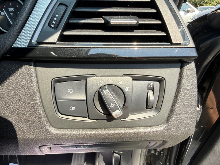 2014 BMW 3 Series 2L Diesel For Sale Images