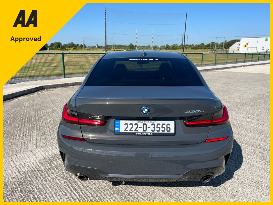 2022 BMW 3 Series 2L Petrol Plug-in Hybrid For Sale Images