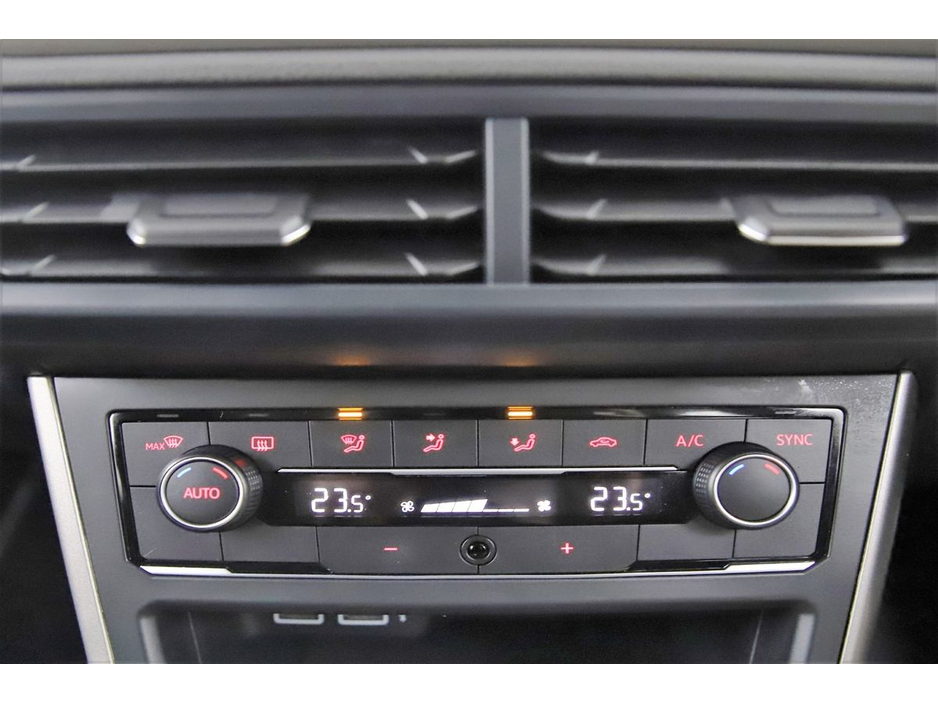 Volkswagen Polo 1.0 TSI DSG COMFORTLINE *DIG DASH*REVERSE CAM*CARPLAY*ANDROID* — thumbnail 19
