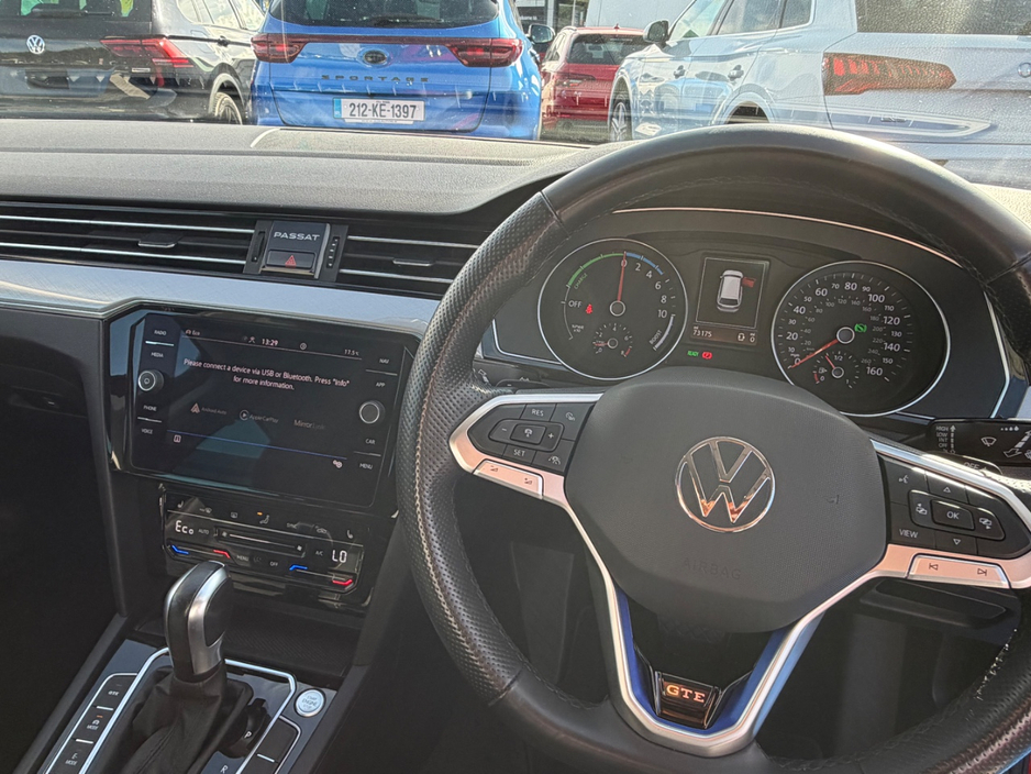 2022 Volkswagen Passat 1.4L Hybrid For Sale Images