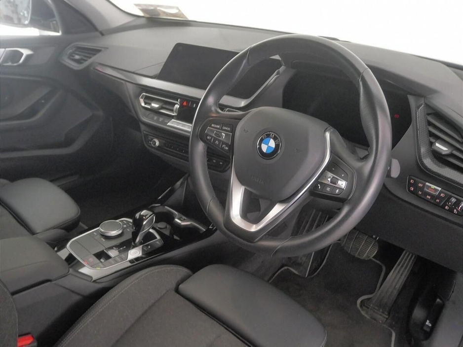 BMW 1 Series 116d Sport — thumbnail 6