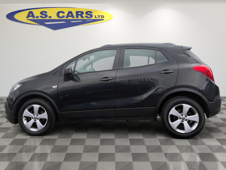 Opel Mokka SC 1.6 CDTI ** TINY MILEAGE IRISH CAR ** 2 KEYS ** BEST AVAILABLE ** — thumbnail 4