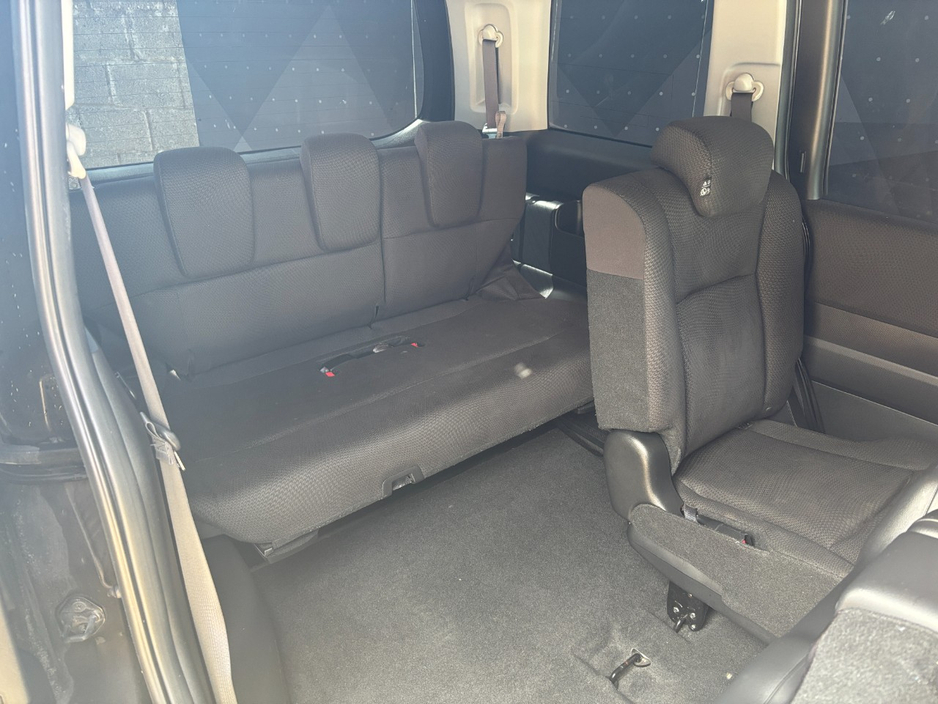 2014 Honda Stepwagon 2L Petrol For Sale Images