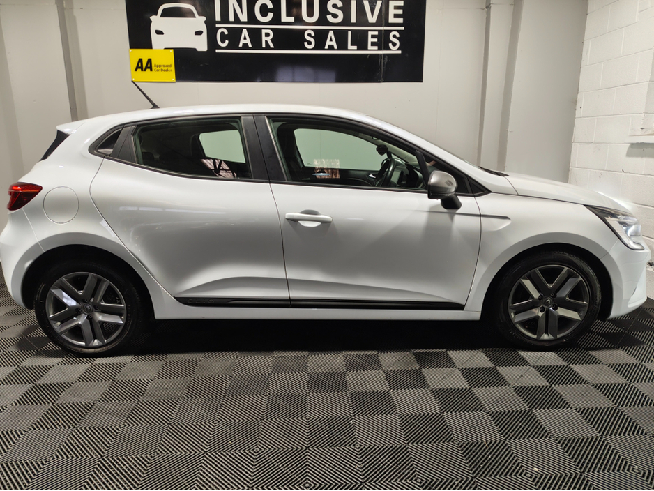2022 Renault Clio 1L Petrol For Sale Images