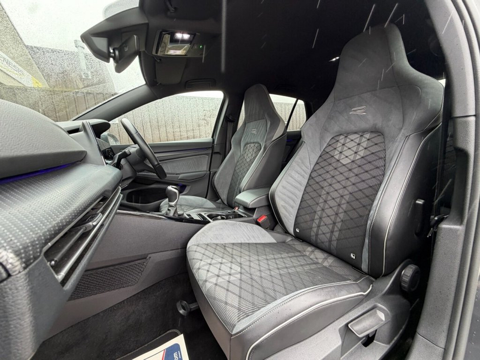 2024 Volkswagen Golf 1.5L Petrol For Sale Images