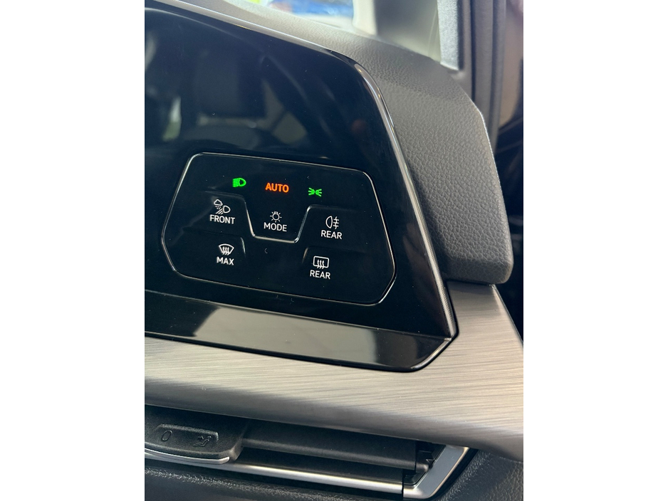 2020 Volkswagen Golf 1.5L Petrol For Sale Images