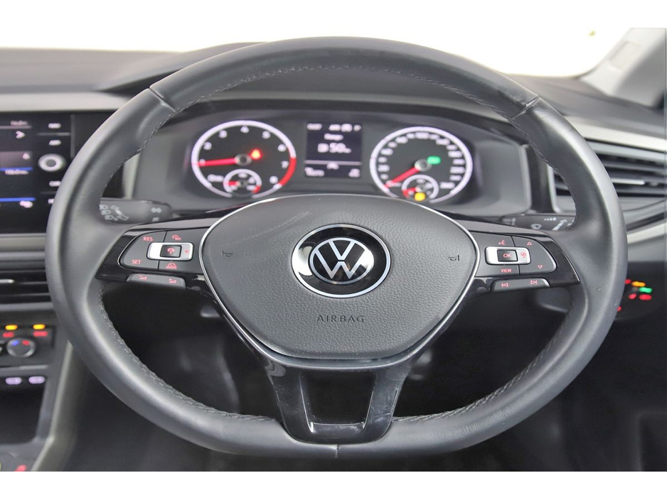 Volkswagen Polo 1.0 TSI DSG *VERY LOW KMS*UPGRADED 17" ALOYS*REVERSE CAM*PARK SENSORS* — thumbnail 17