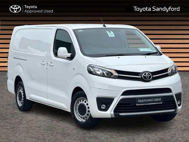 2019 TOYOTA PROACE 2.0 DIESEL LWB GX // AIR CONDITIONING // PARK ASSIST // BLUETOOTH // PRICE IS PLUS VAT