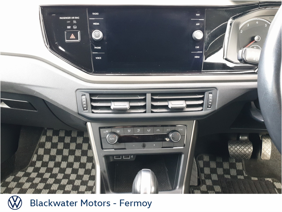 Volkswagen Polo 1.0TSI 95BHP 5DR COMFORTLINE AUTOMATIC — thumbnail 17