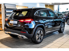 Mercedes-Benz GLA Class 180d Progressive...