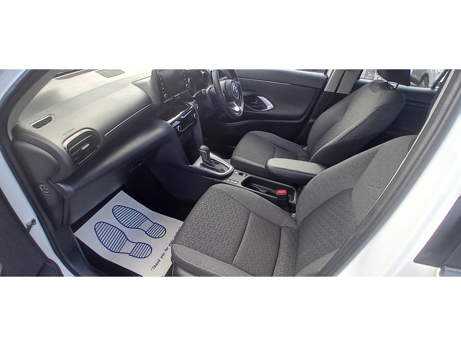 2022 Toyota Yaris Cross 1.5L Petrol Hybrid For Sale Images