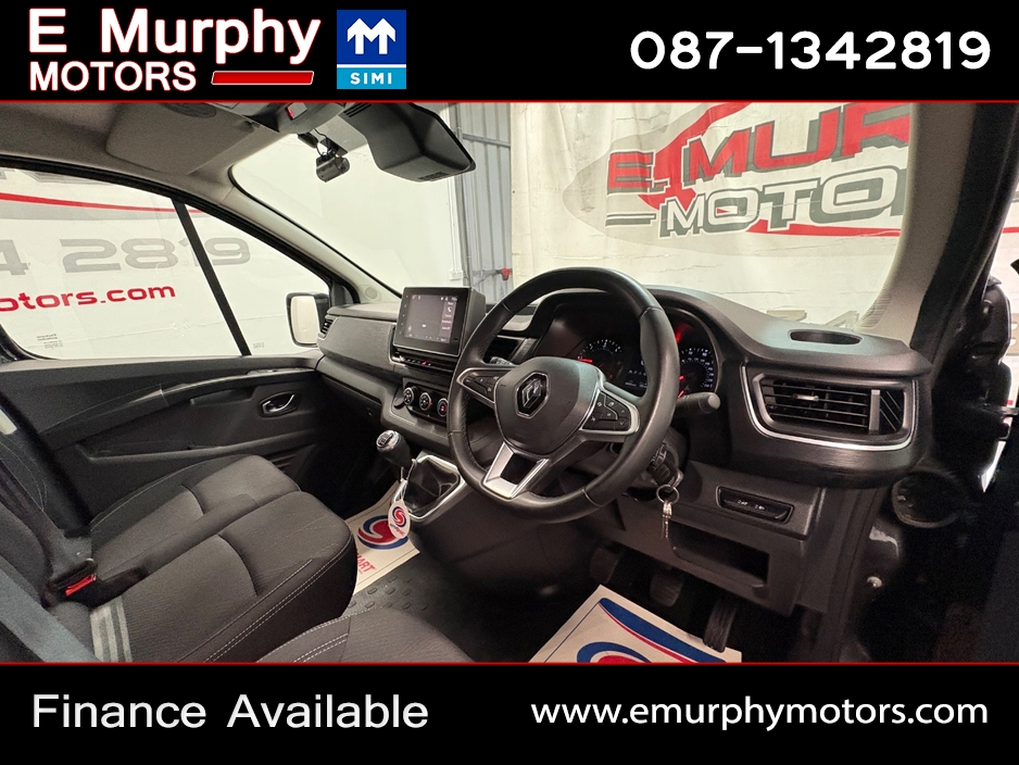 2023 Renault Trafic 2L Diesel For Sale Images