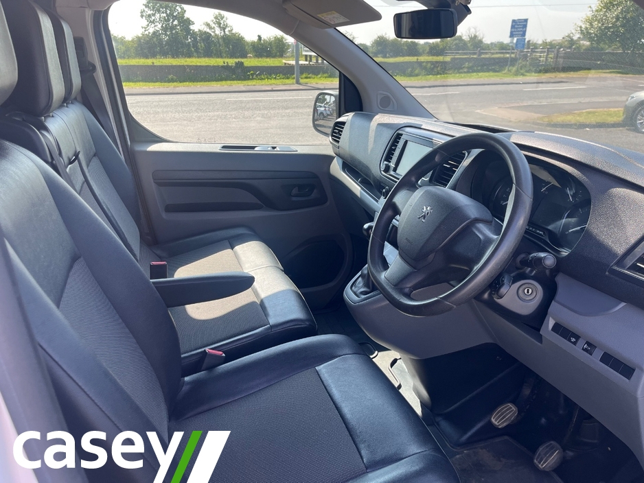 2019 Peugeot Expert 2L Diesel For Sale Images