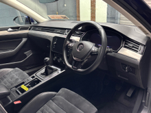 2019 Volkswagen Passat 2L Diesel For Sale Images