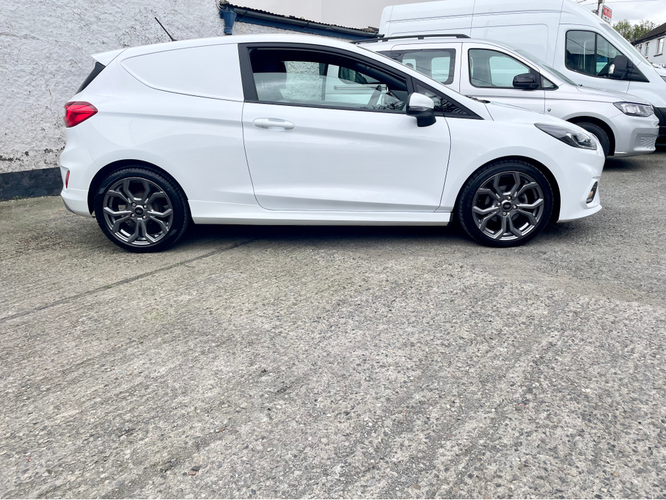 2022 Ford Fiesta 1L Petrol Hybrid For Sale Images