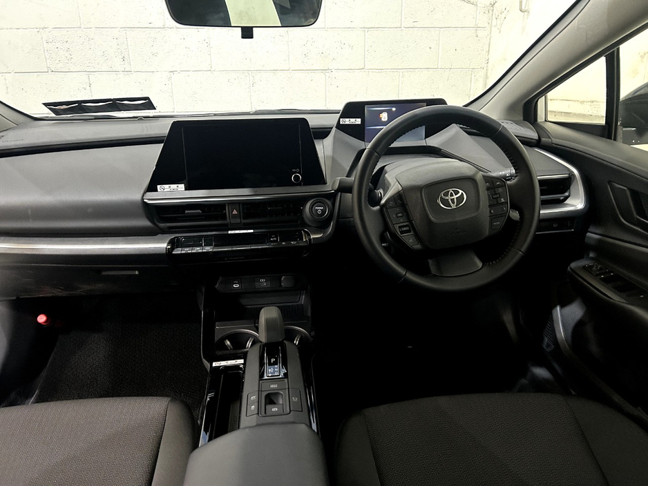 2025 Toyota Prius 1.8L Petrol Hybrid For Sale Images