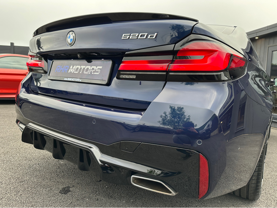 2022 BMW 5 Series 2L Diesel Hybrid For Sale Images