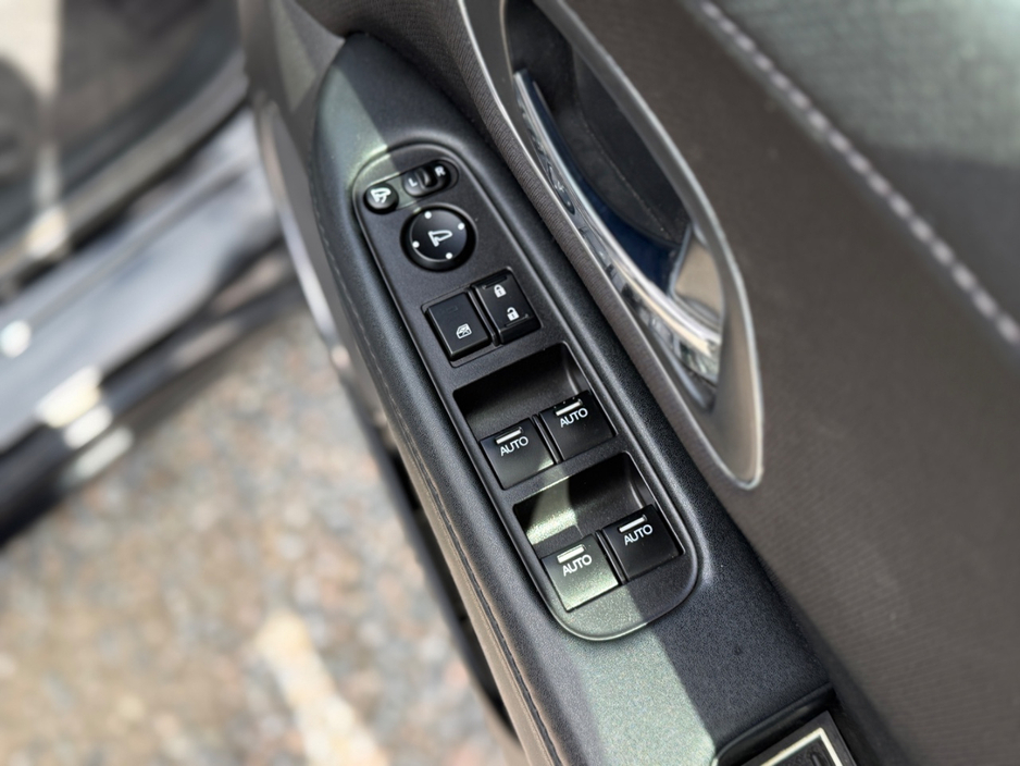 2014 Honda Vezel 1.5L Hybrid For Sale Images