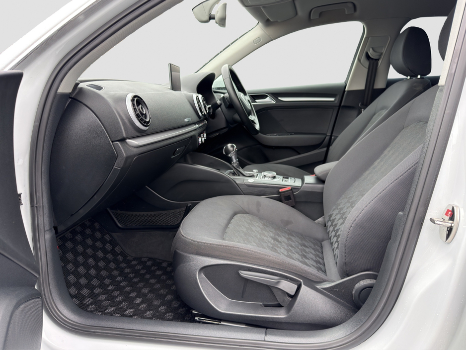 Audi A3 2016 Audi A3  Saloon 1.4 TFSi Automatic — thumbnail 15