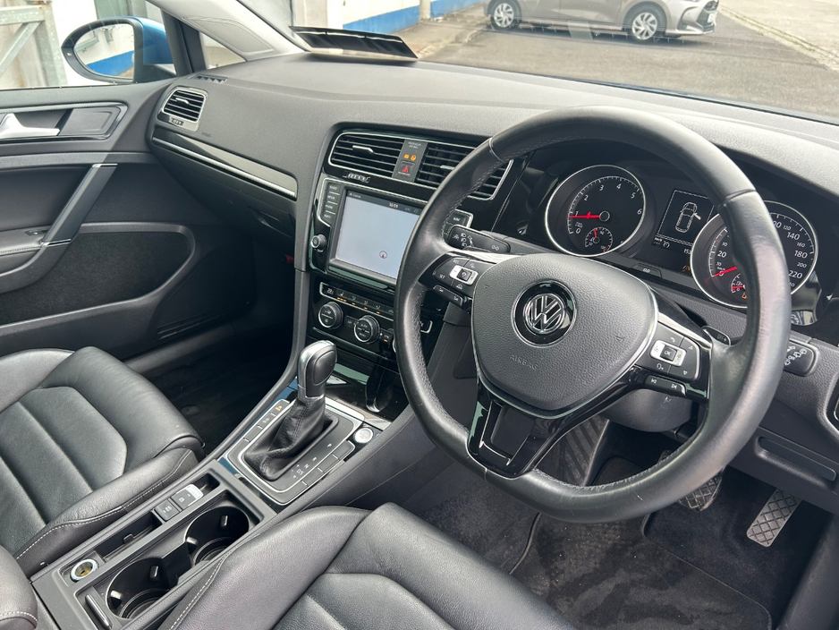 2017 Volkswagen Golf 1.4L Petrol For Sale Images