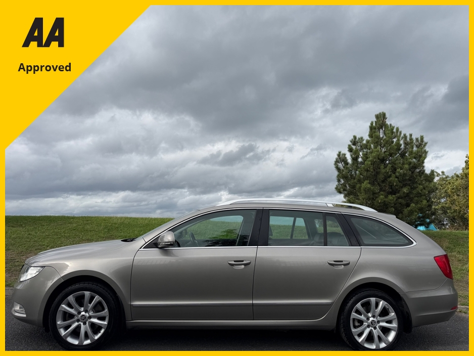 2012 Skoda Superb 2L Diesel For Sale Images