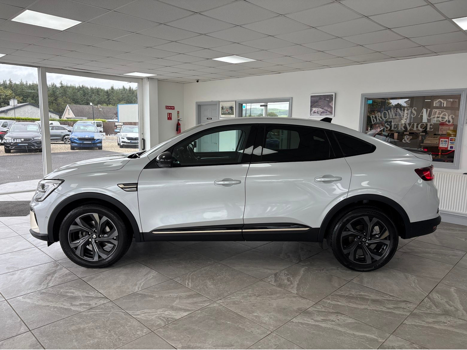 2023 Renault Arkana 1.6L Hybrid For Sale Images