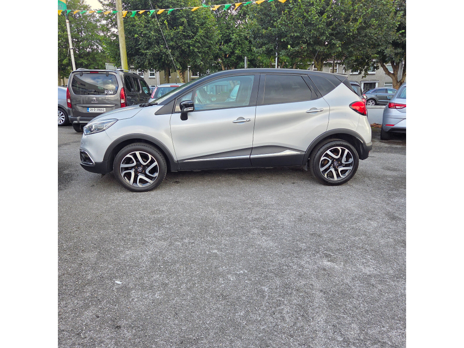 2017 Renault Captur 0.9L Petrol For Sale Images