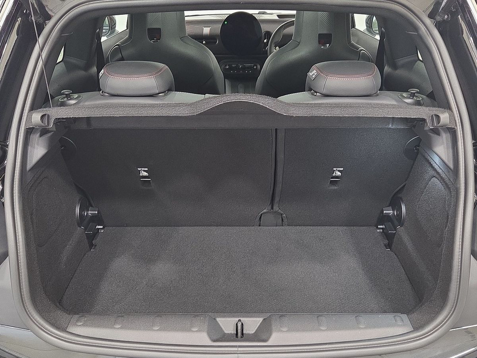 2026 MINI Hatch 2L Petrol For Sale Images