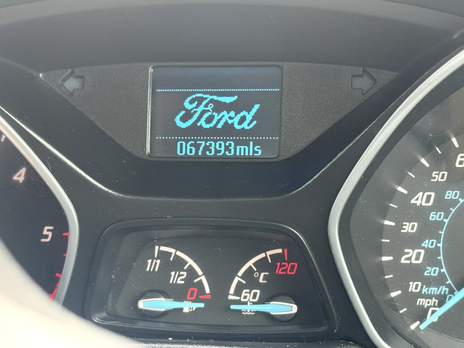 Ford Focus 1.6 TDCI ZETEC 113BHP 5DR — thumbnail 4