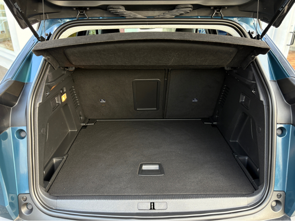 2022 Peugeot 3008 1.5L Diesel For Sale Images