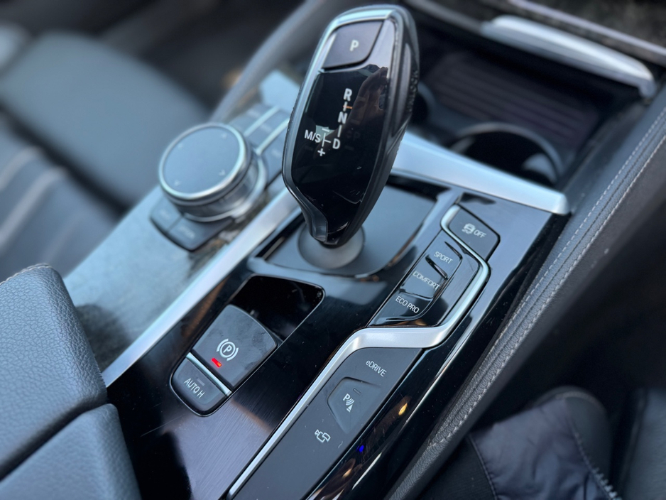 BMW 5 Series M-SPORT 530E - 2.0L PETROL HYBRID - AUTO - 12M WARRANTY - CAR: 2265 — thumbnail 32