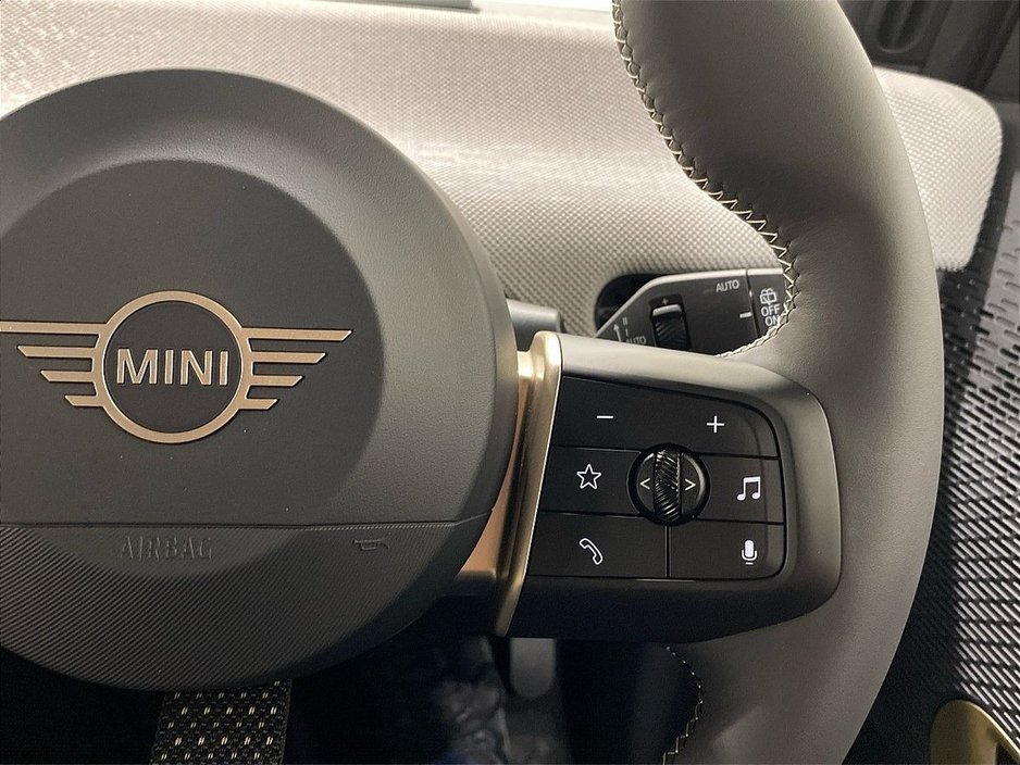 2025 MINI Hatch 0L Electric For Sale Images