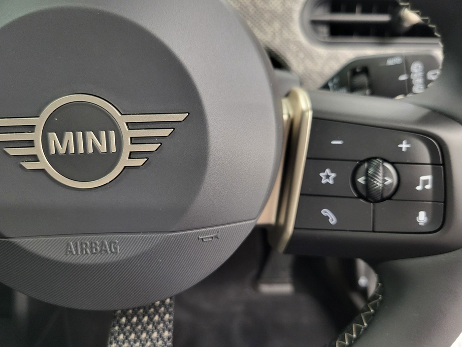 2025 MINI Cooper 1.5L Petrol For Sale Images