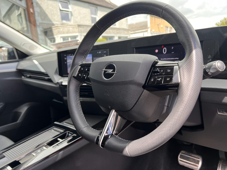 2024 Opel Astra 1.5L Diesel For Sale Images